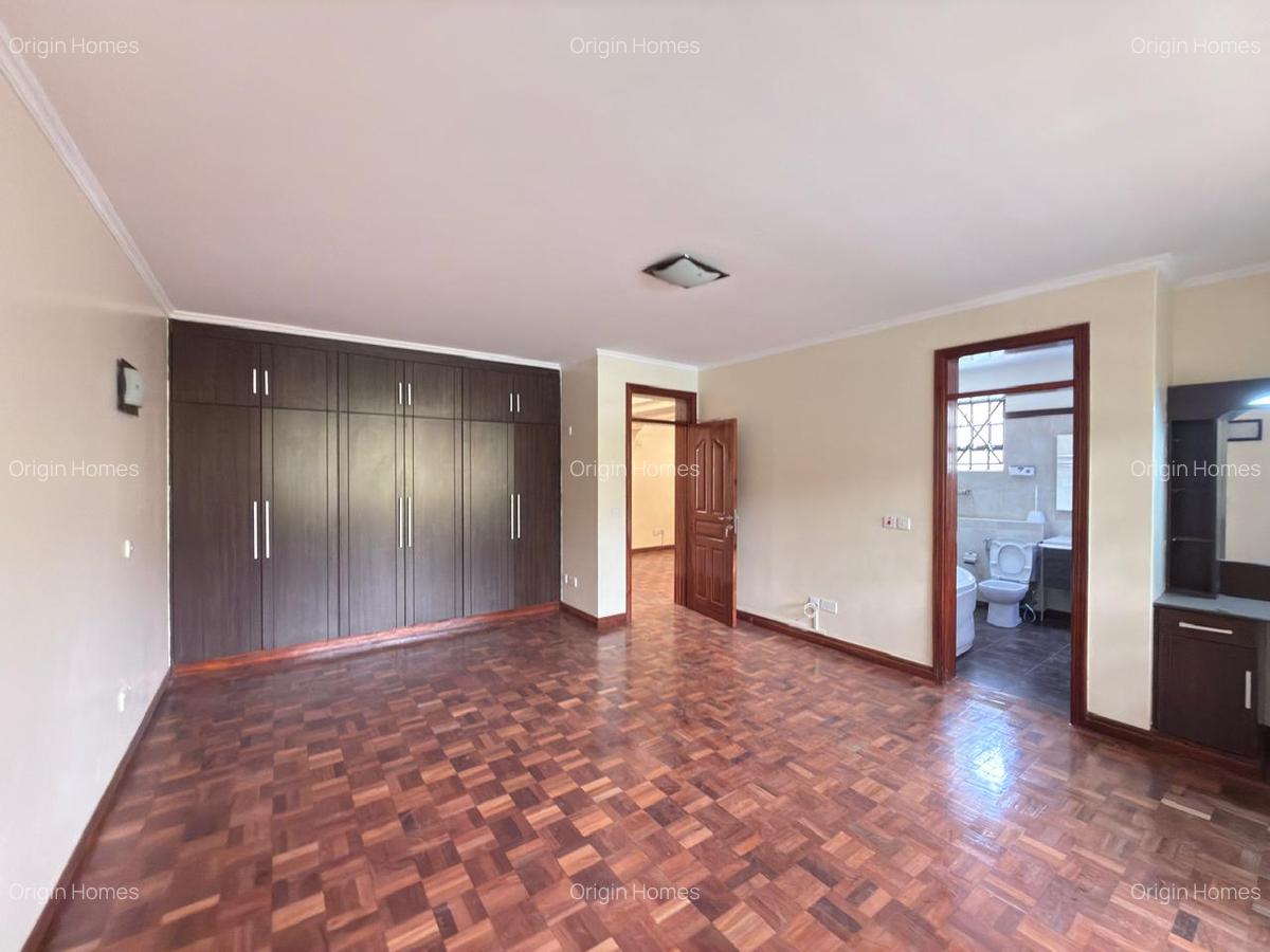 5 Bed Townhouse with En Suite at Kileleshwa - 11