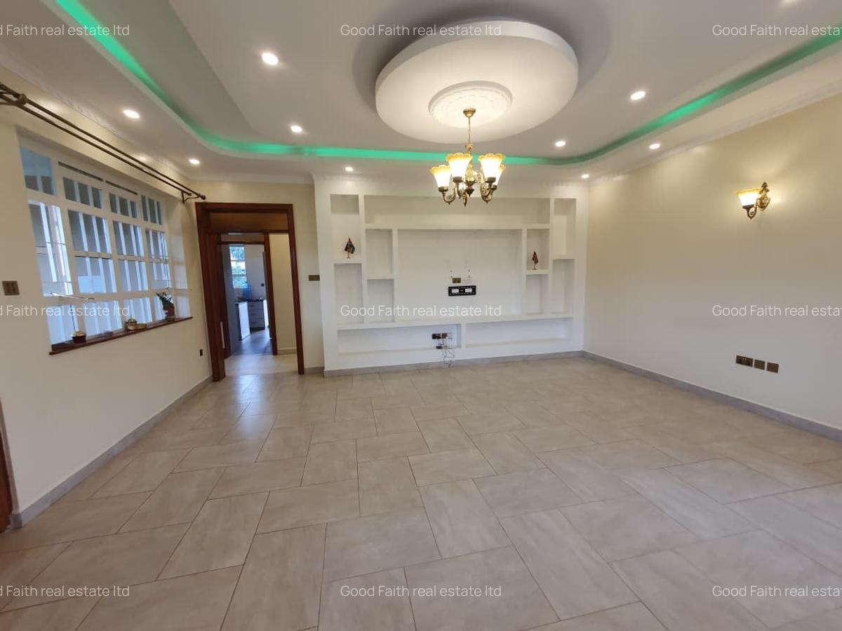 4 Bed Villa with En Suite in Ruaka - 3