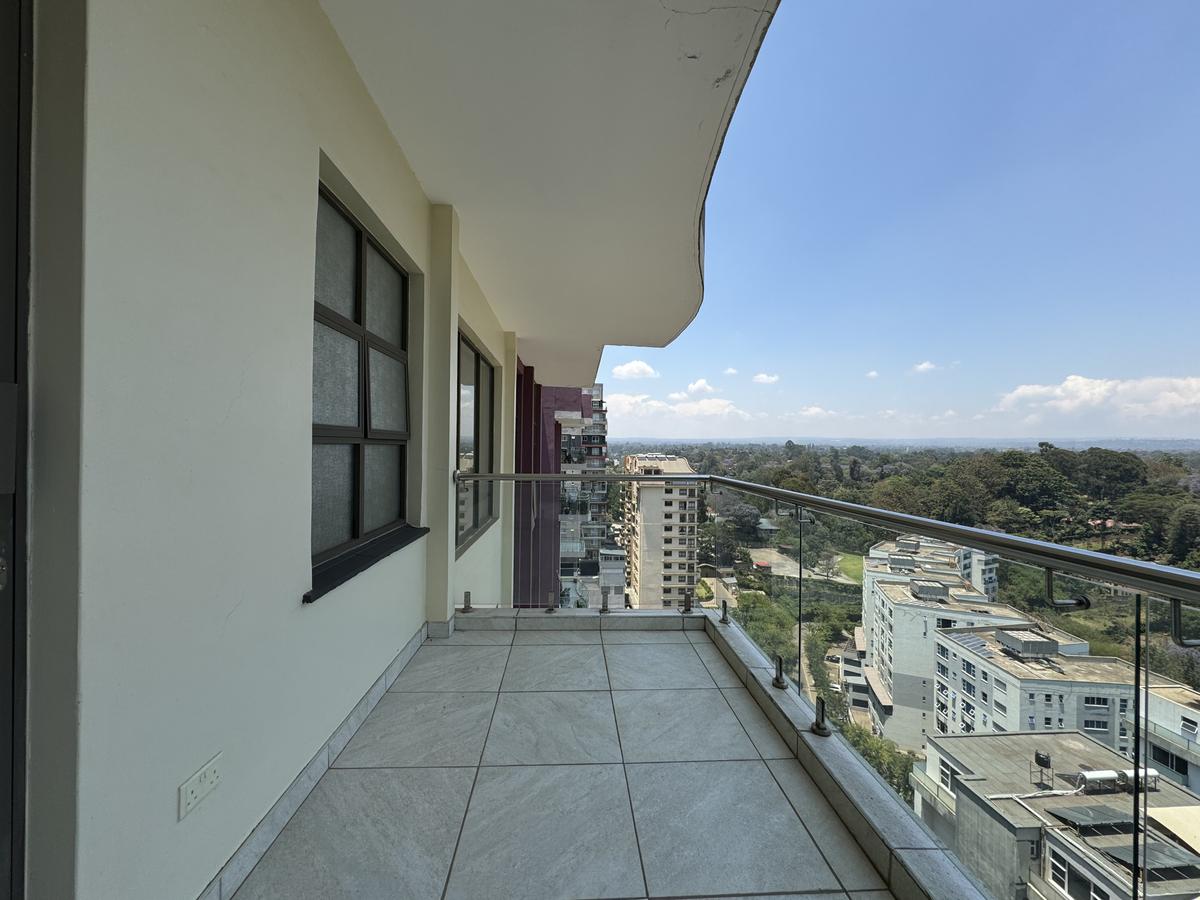 4 Bed Apartment with En Suite in General Mathenge - 3