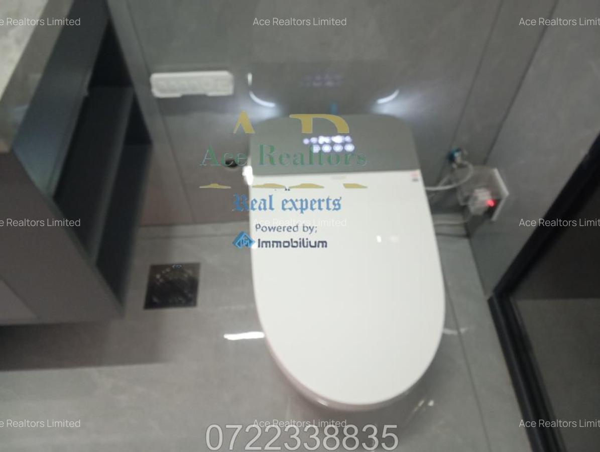 5 Bed Townhouse with En Suite at Lavington - 6