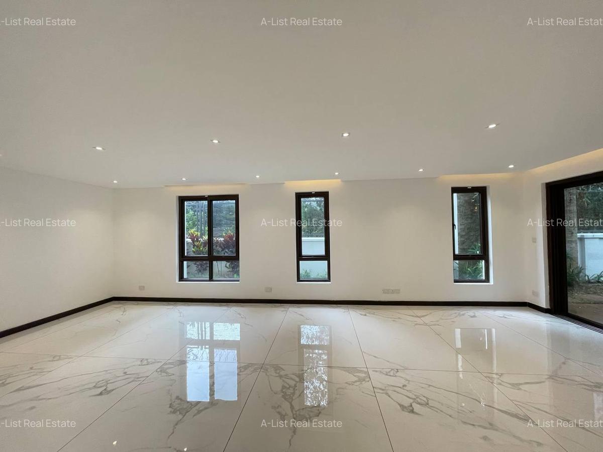 4 Bed Townhouse with En Suite at Peponi Road - 9