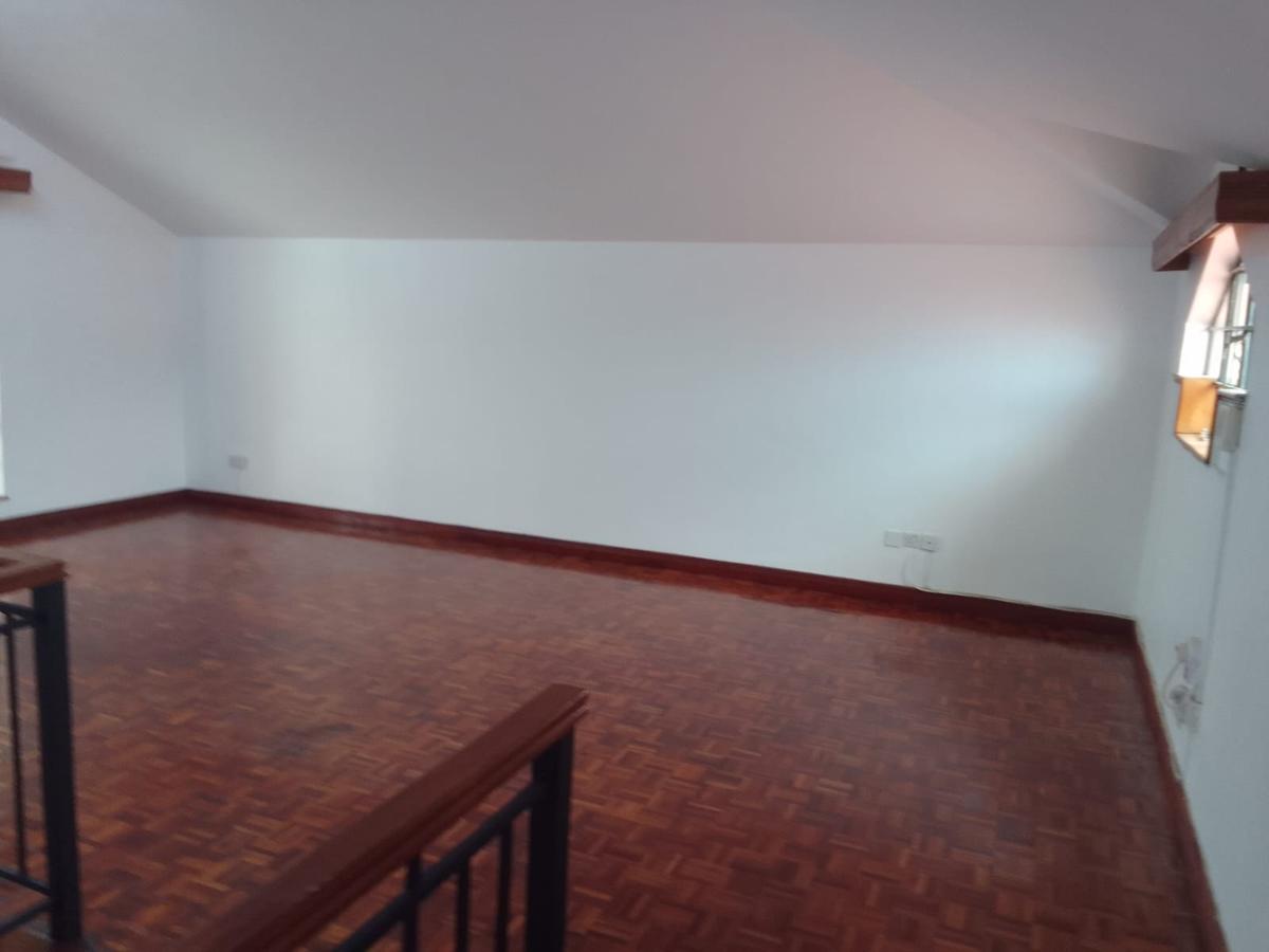 4 Bed Townhouse with En Suite in Westlands Area - 14