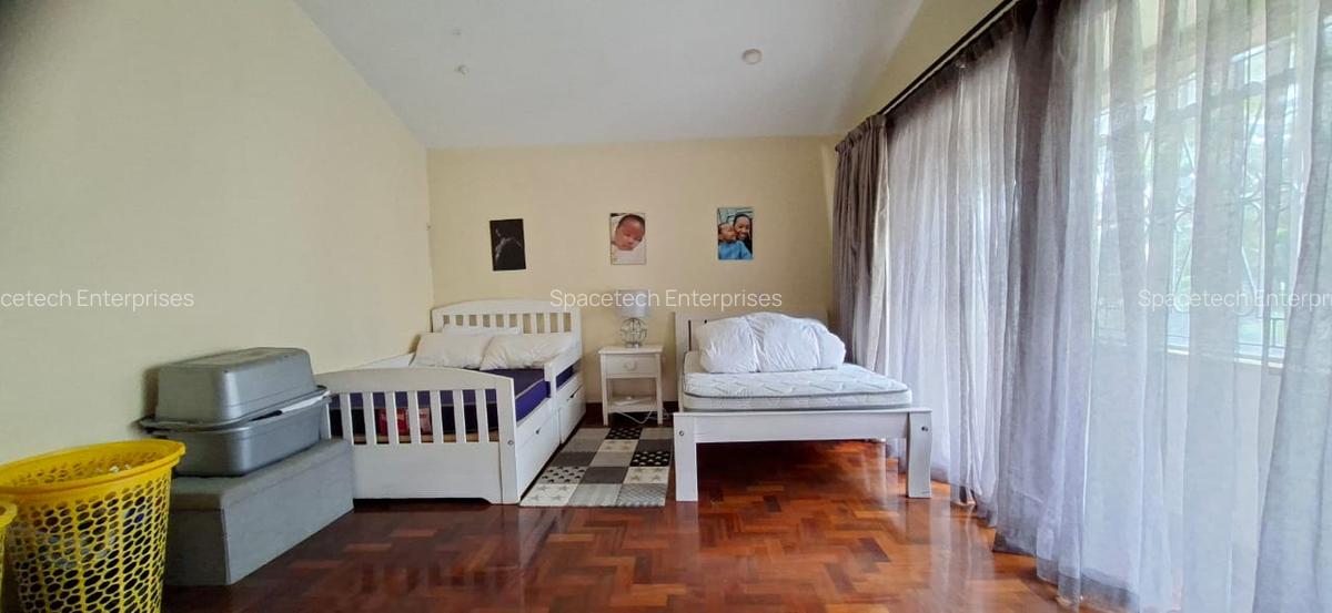 4 Bed Townhouse with En Suite in Westlands Area - 12