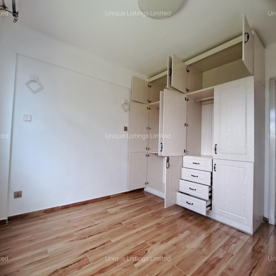 2 Bed Apartment with En Suite in Kilimani - 11