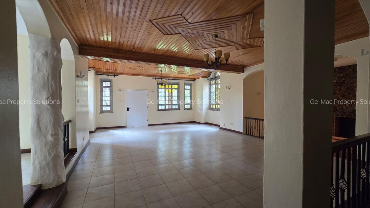 4 Bed House with En Suite in Runda - 9