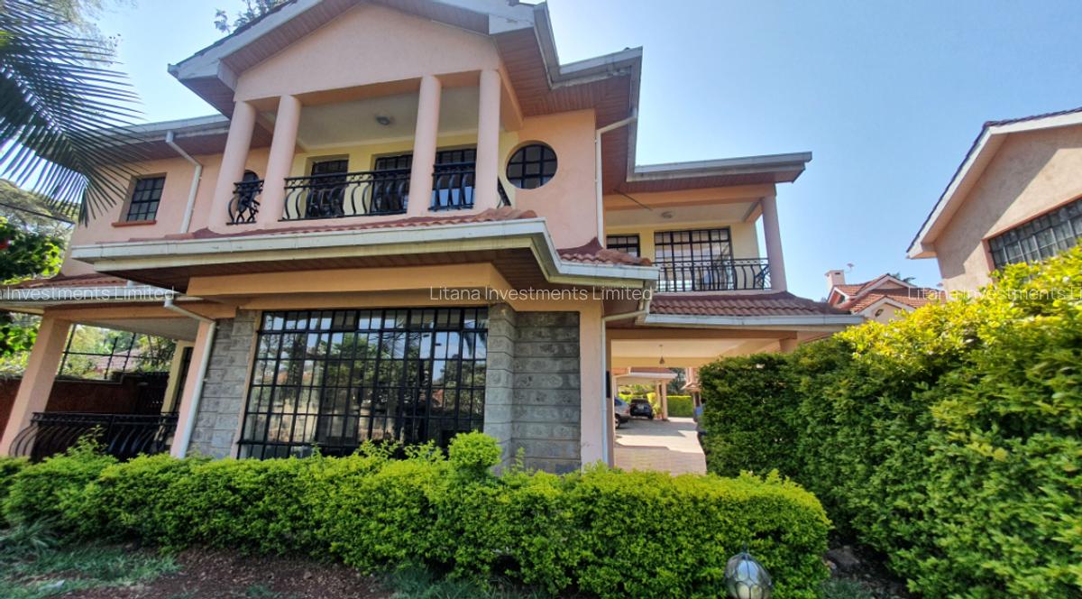 4 Bed House with En Suite at Near Lavington Mall - 1