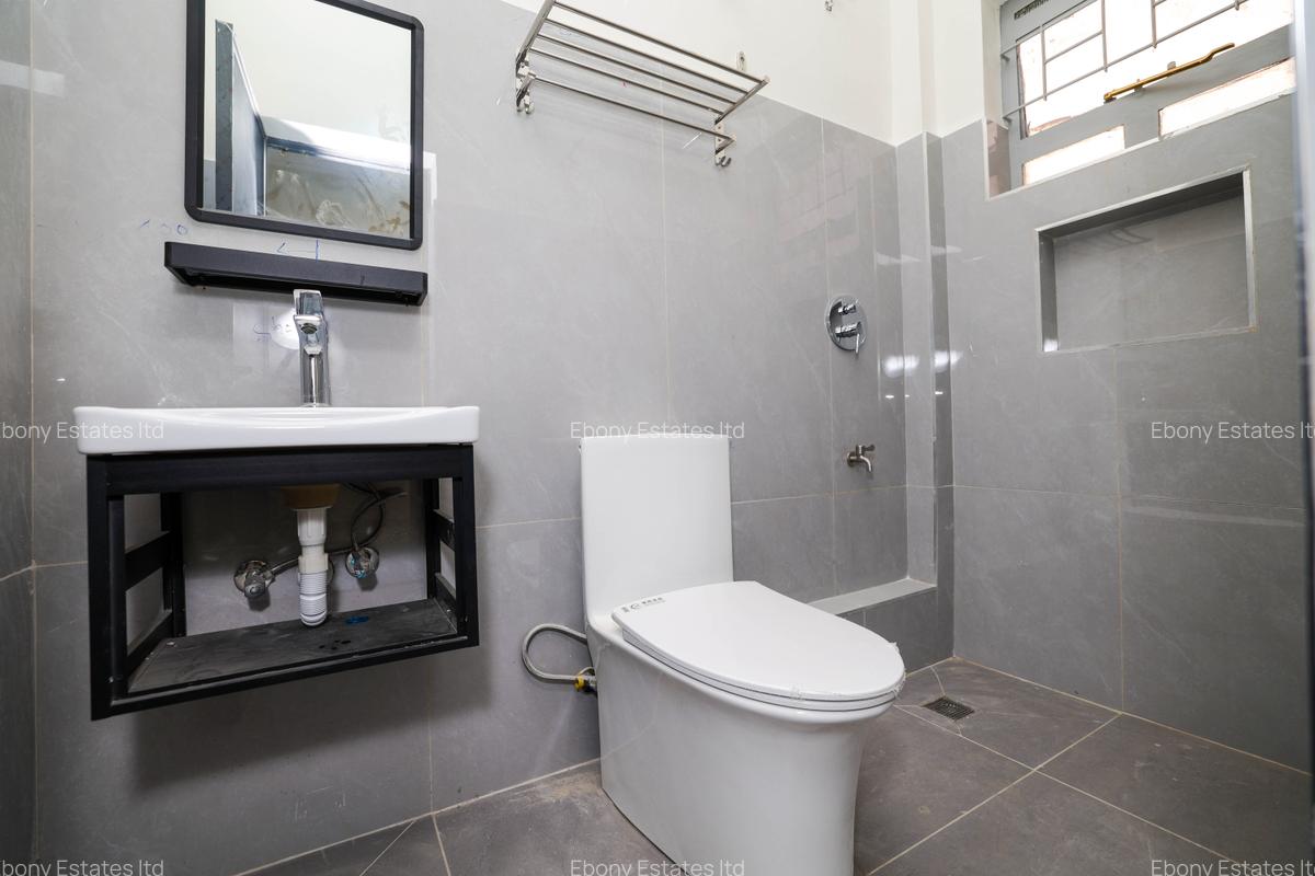 5 Bed Townhouse with En Suite at Kimalat -Enkasiti - 2