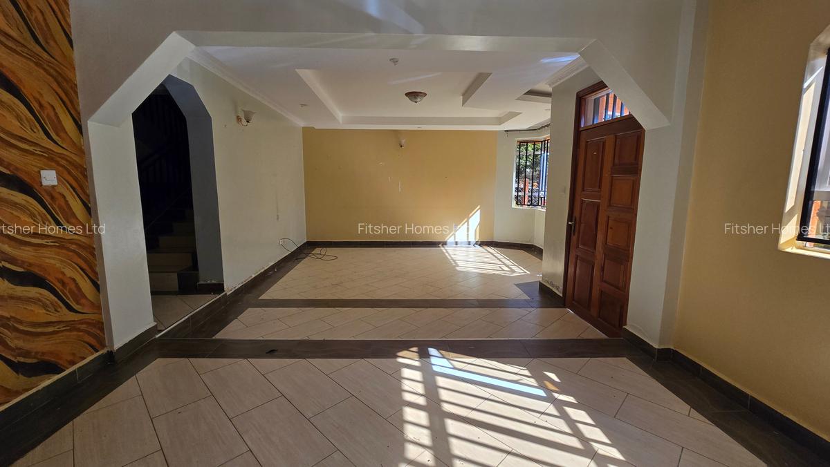 3 Bed House with En Suite in Garden Estate - 18