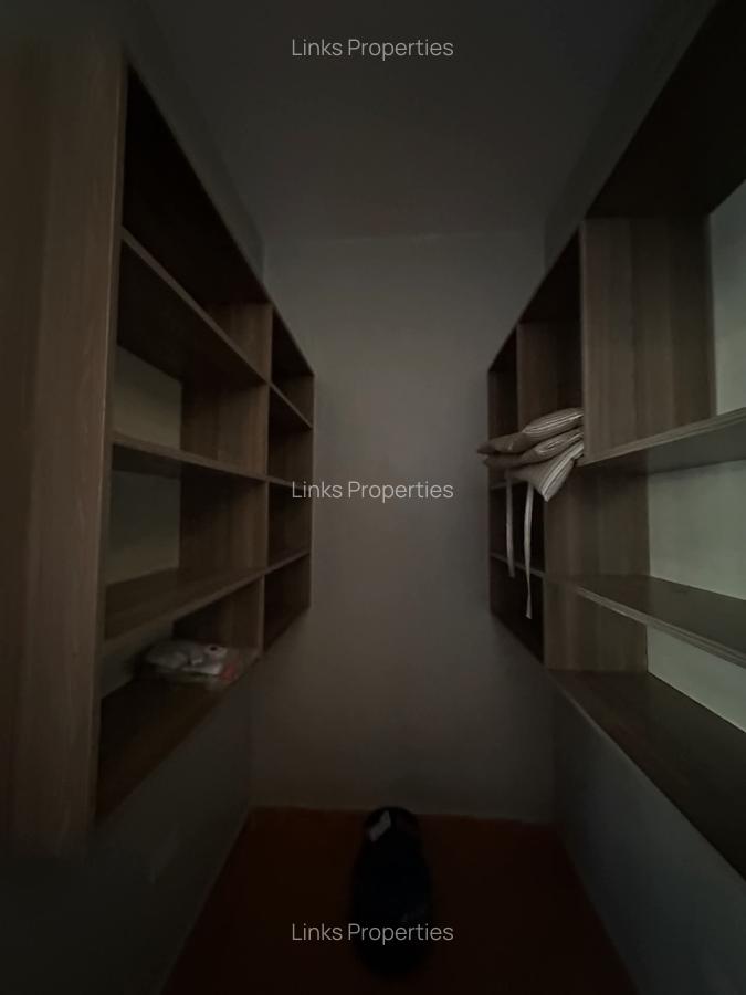 4 Bed House with En Suite at Dagoretti Road - 9