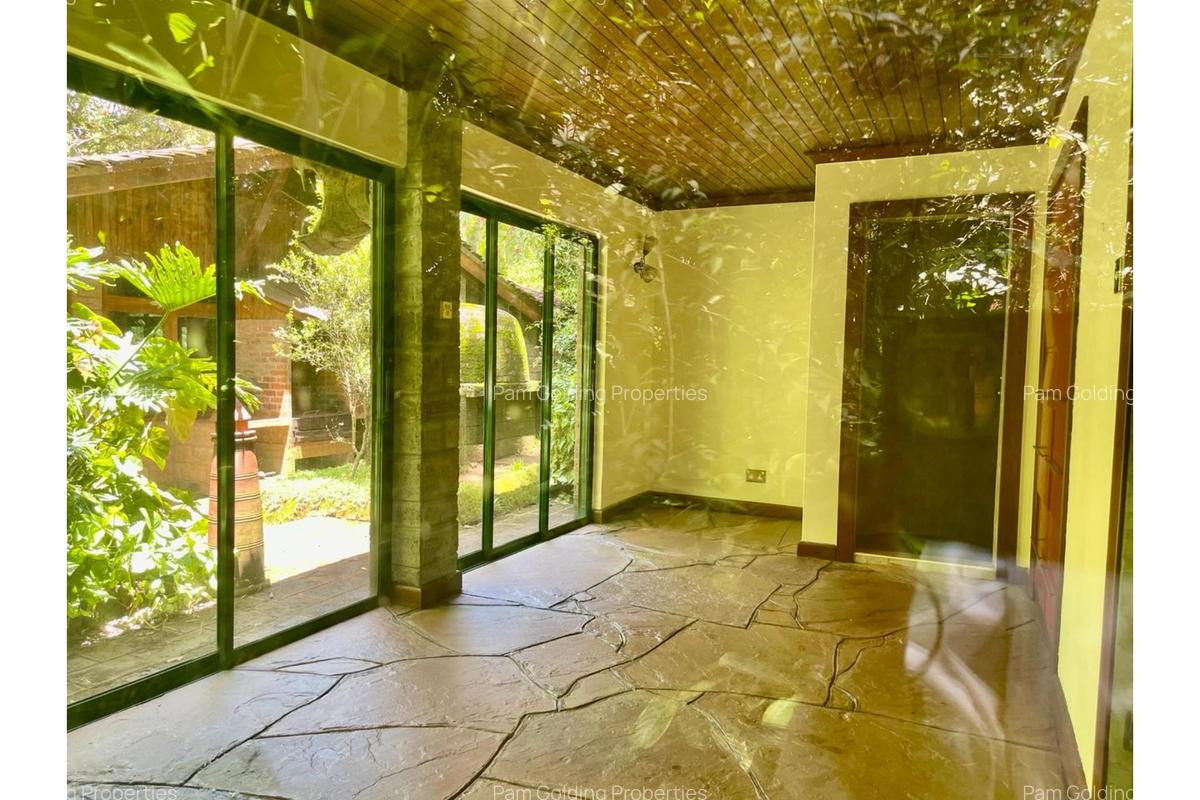 1 Bed House with En Suite in Kyuna - 12