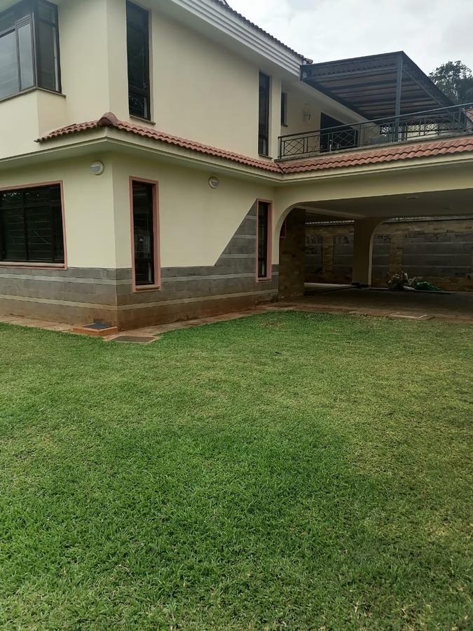 5 Bed Townhouse with Garden in Lavington - 7