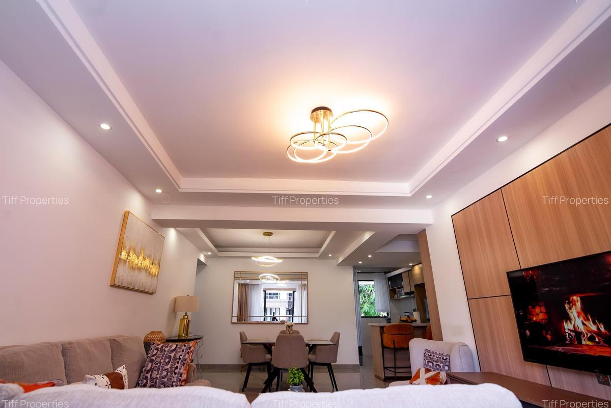 3 Bed Apartment in Riverside - 6