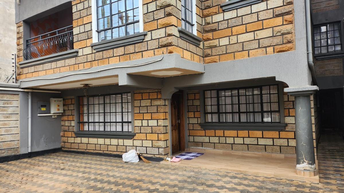 5 bed townhouse with en suite in langata