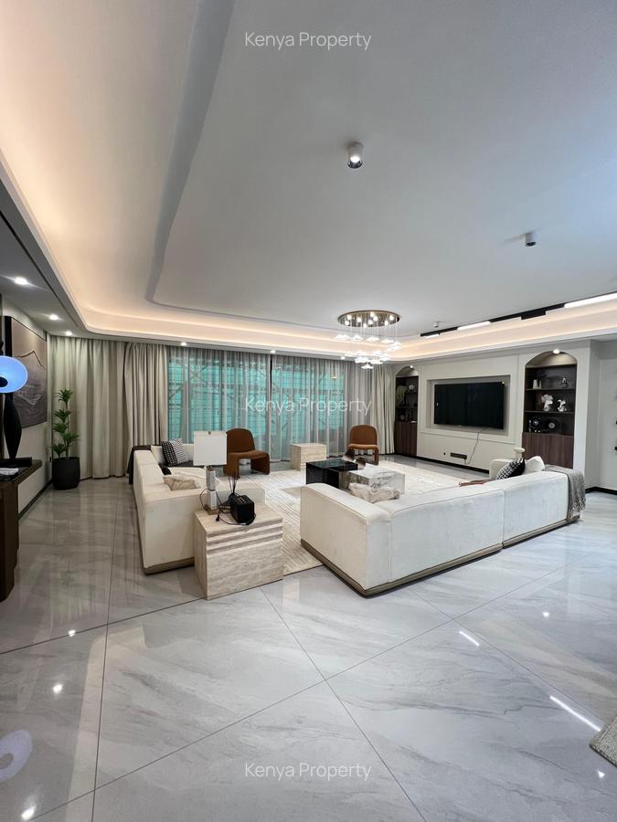 2 Bed Apartment with En Suite at Lavington - 2