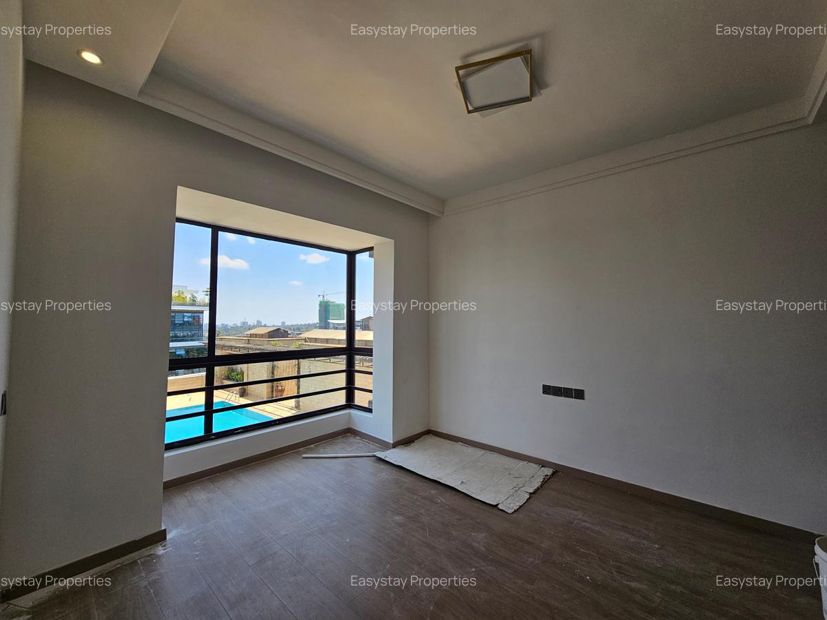 2 Bed Apartment with En Suite in Riverside - 4