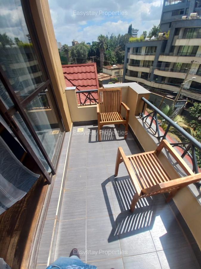 Serviced 1 Bed Apartment with En Suite at School Lane - 2