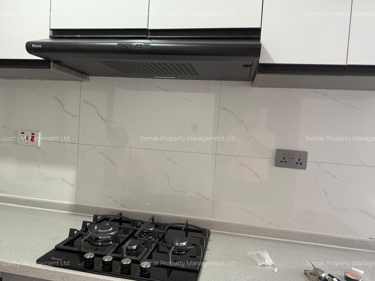 2 Bed Apartment with En Suite in Westlands Area - 3