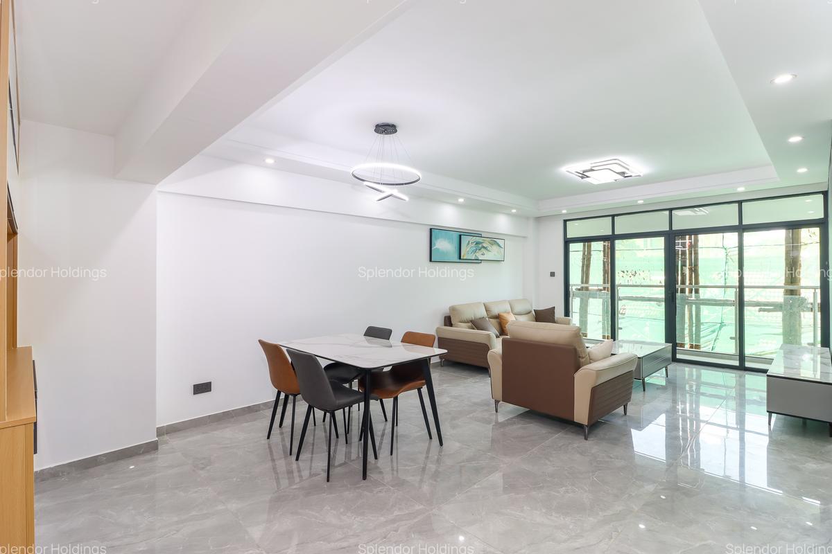 2 Bed Apartment with En Suite in Lavington - 4