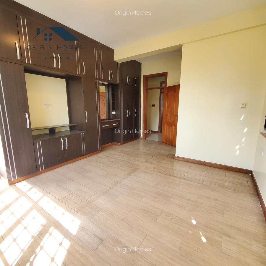3 Bed Apartment with En Suite at Parklands - 9