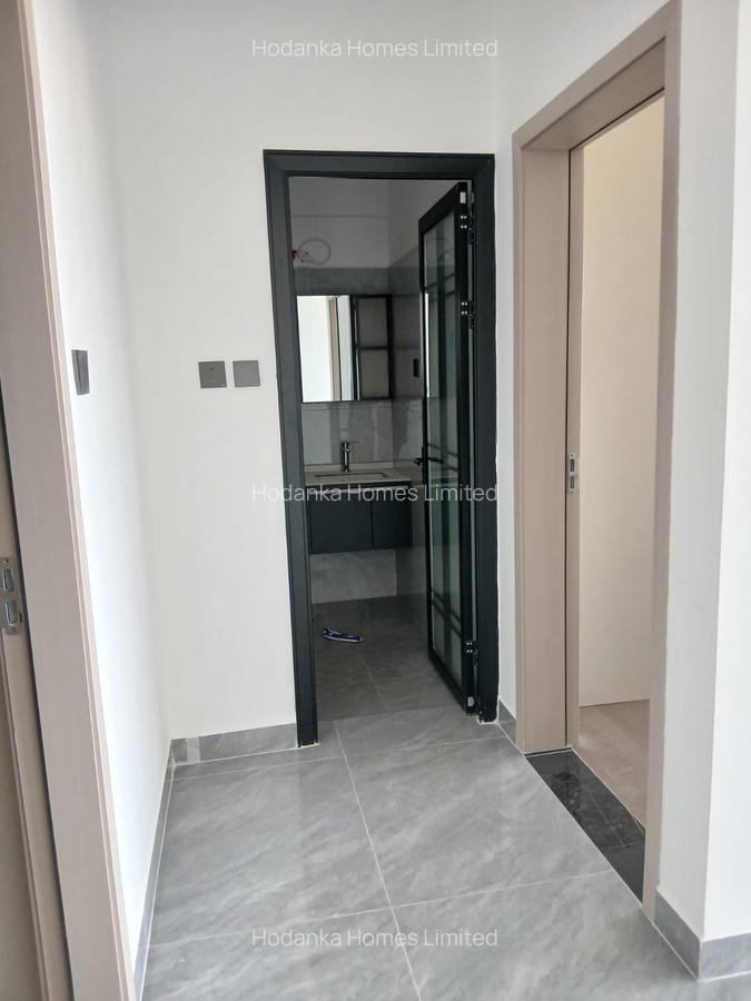 1 Bed Apartment with Gym in Kilimani - 2