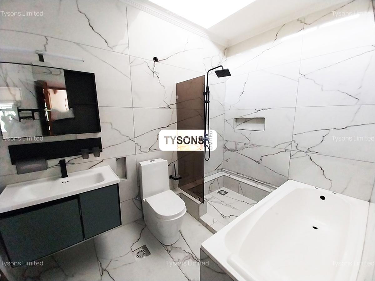 5 Bed House with En Suite in Westlands Area - 6