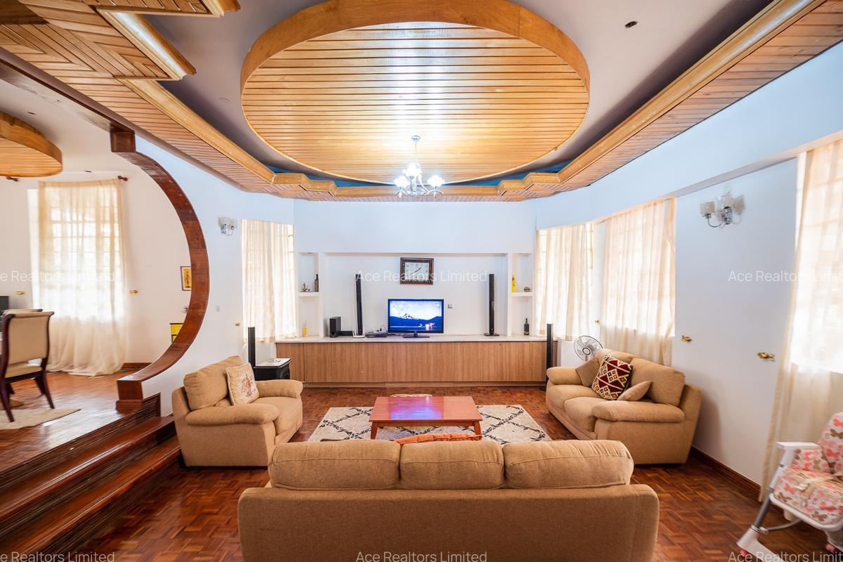 5 Bed House with En Suite at Nyeri Road - 4