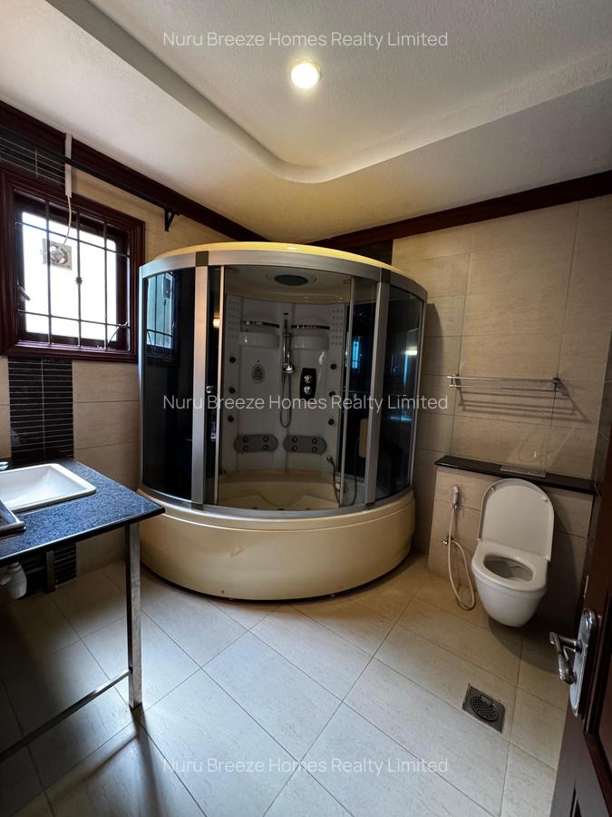 3 Bed Townhouse with En Suite in Hill View - 10