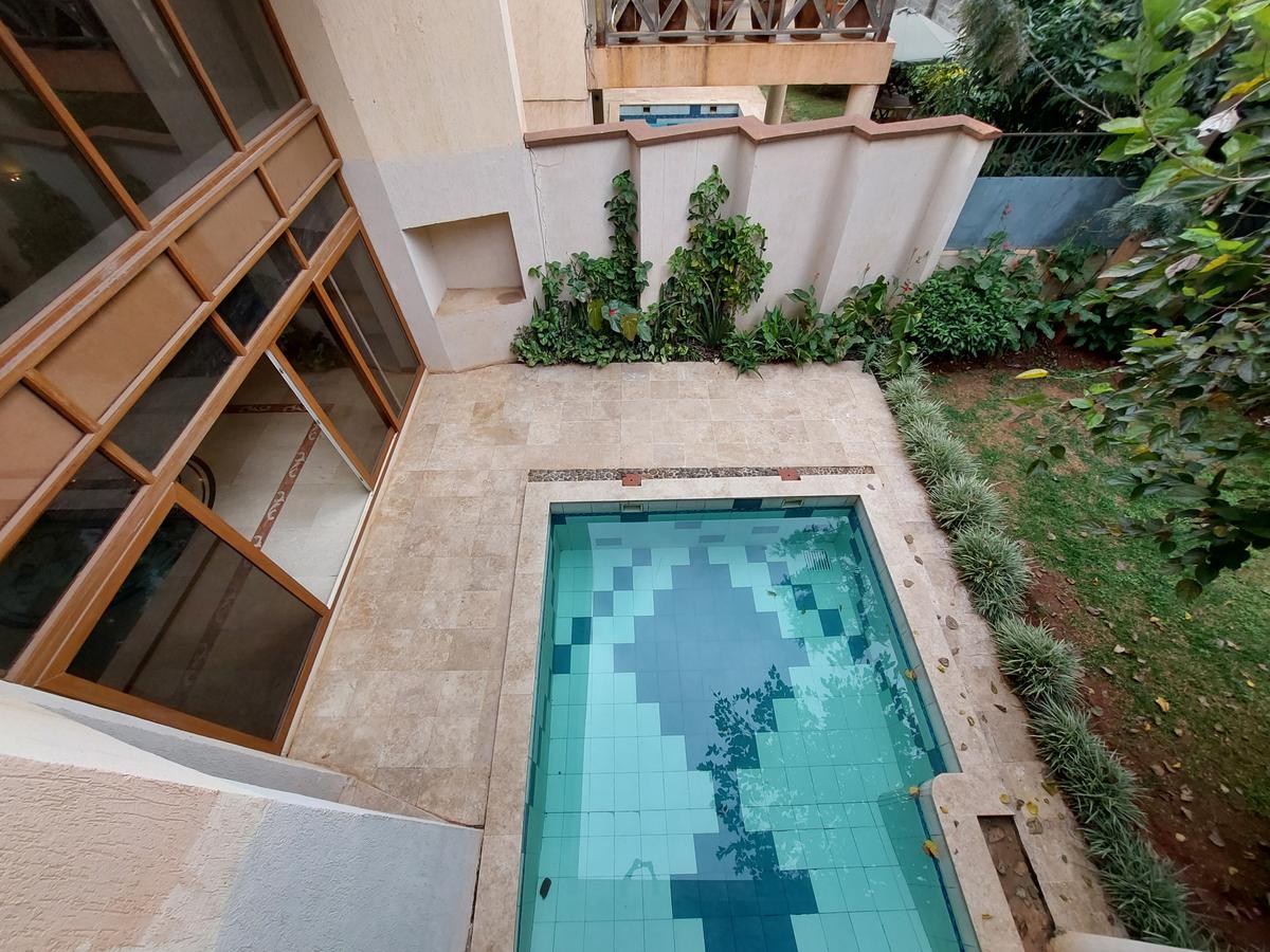 5 Bed Townhouse with En Suite at Convent Drive 44 - 3