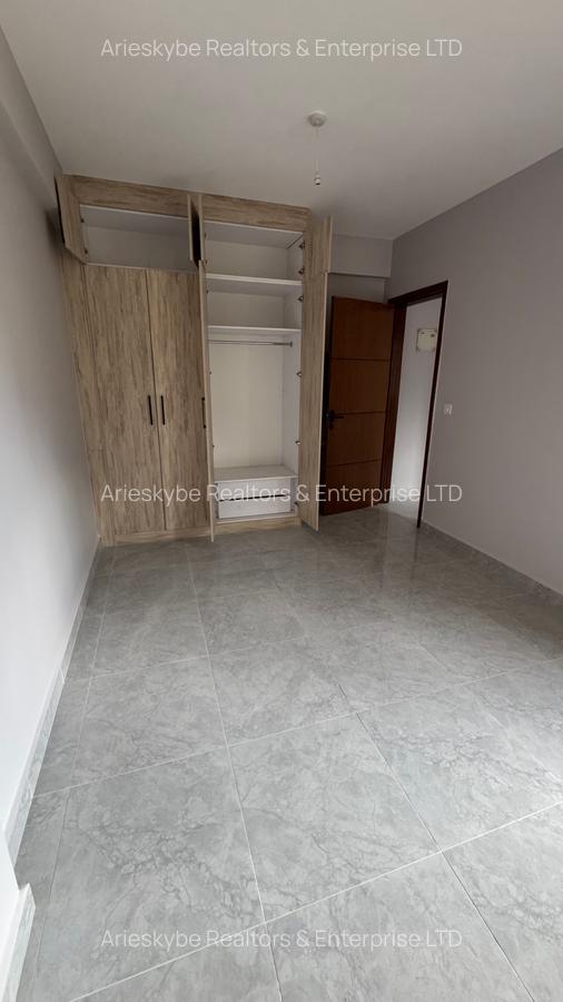 Serviced 1 Bed Apartment with En Suite in Westlands Area - 15