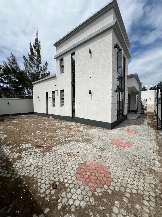 4 Bed House with En Suite in Ruiru - 2