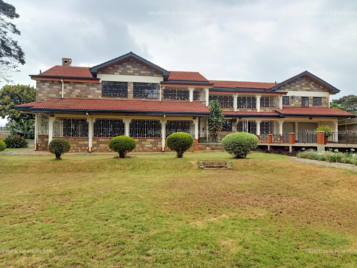 5 Bed House with En Suite at Nyari - 1