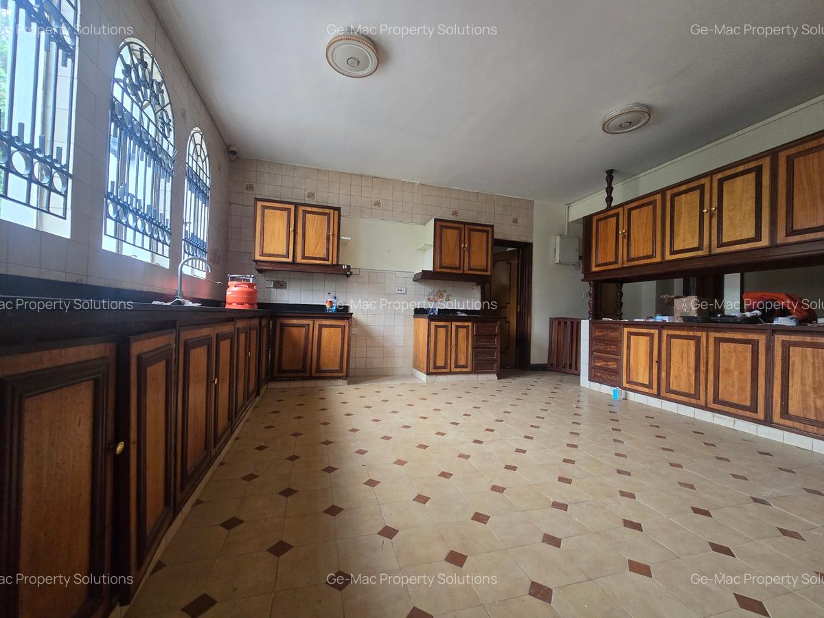 5 Bed House with En Suite in Muthaiga - 6