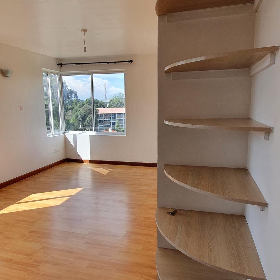 2 Bed Apartment with En Suite at Lavington - 12