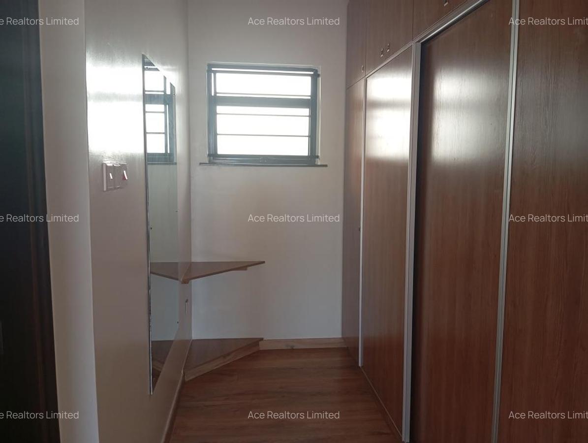 3 Bed Apartment with En Suite at General Mathenge - 8