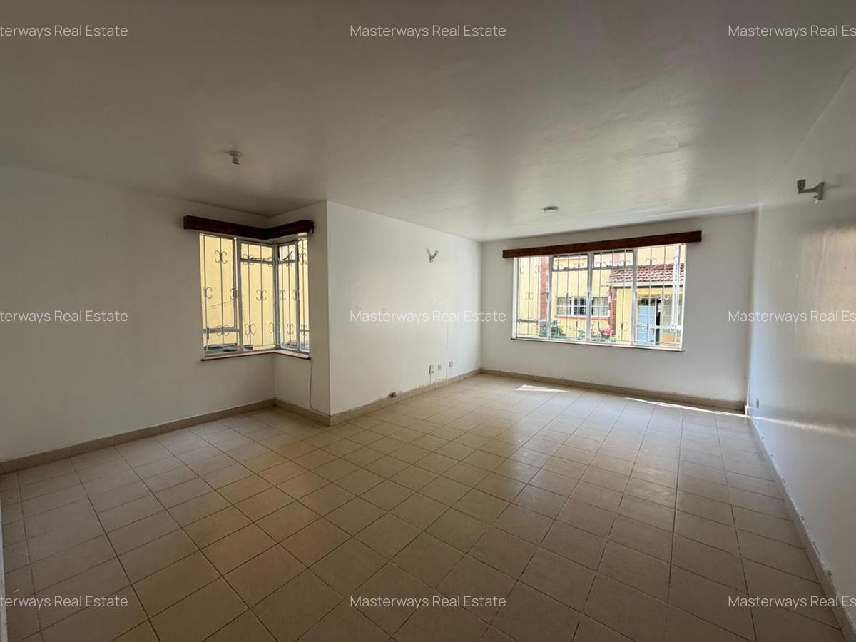 3 Bed Apartment with En Suite in Westlands Area - 1