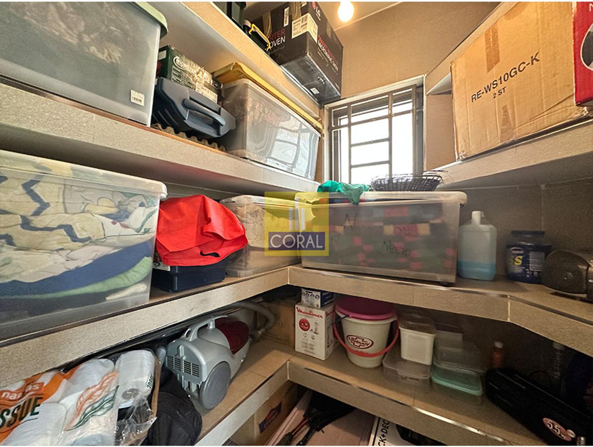 4 Bed Apartment with Borehole in Parklands - 11