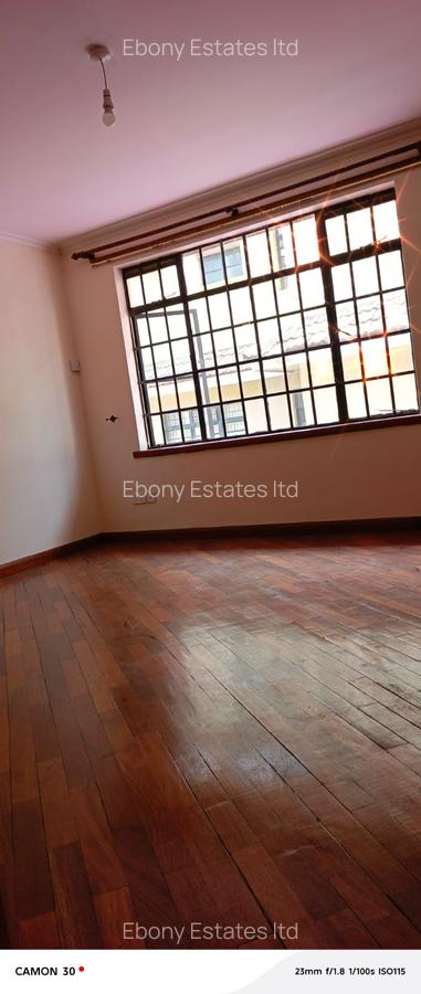 4 Bed Townhouse with En Suite in Lavington - 8