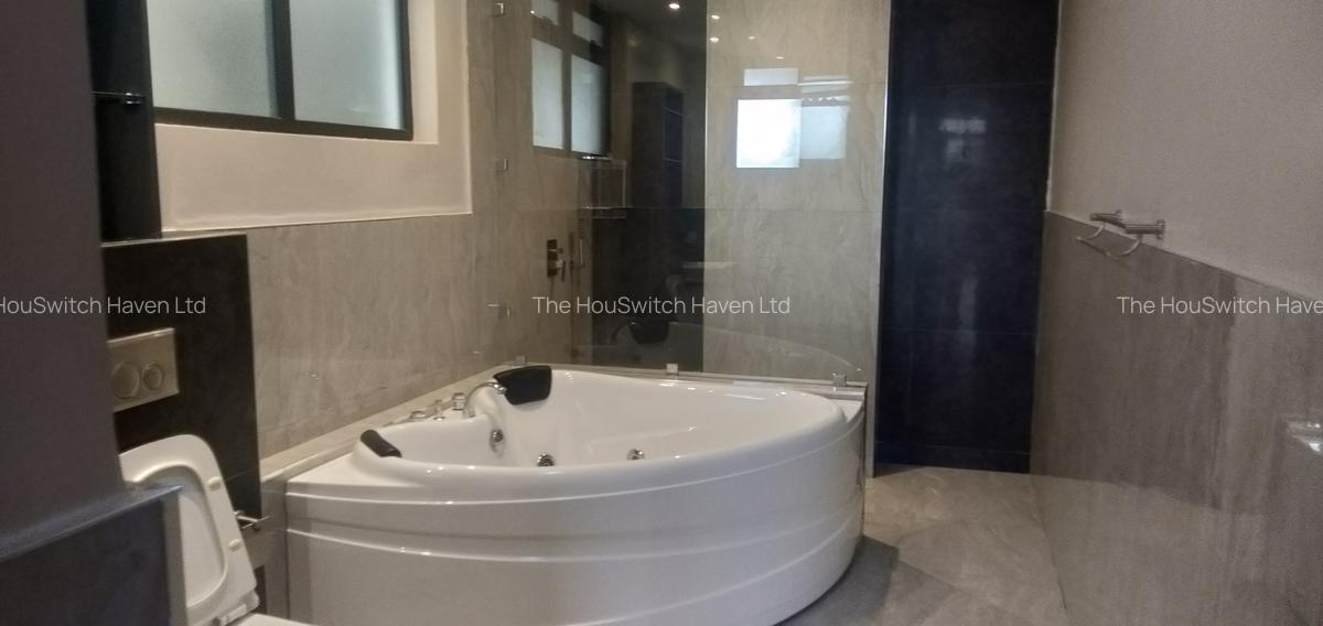 4 Bed Apartment with En Suite at Off Riverside Drive - 12