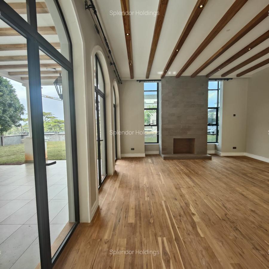 5 Bed Villa with En Suite in Loresho - 1