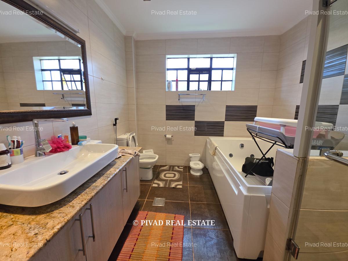 5 Bed House with Swimming Pool in Kitisuru - 5