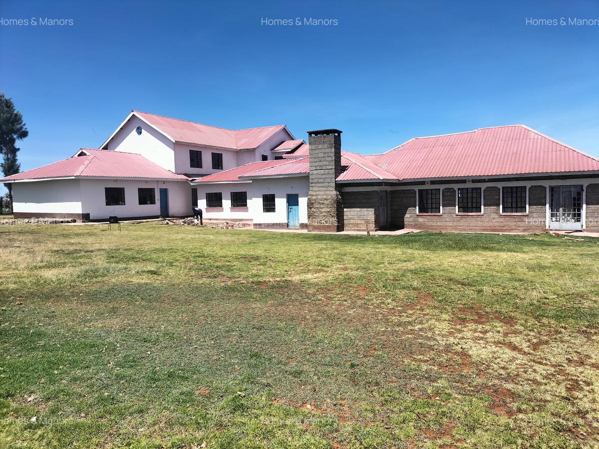 Furnished 10,226.05 ft² Commercial Property with Parking at Meru-Nanyuki Road - 16