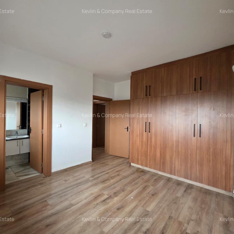 2 Bed Apartment with En Suite in Kilimani - 11