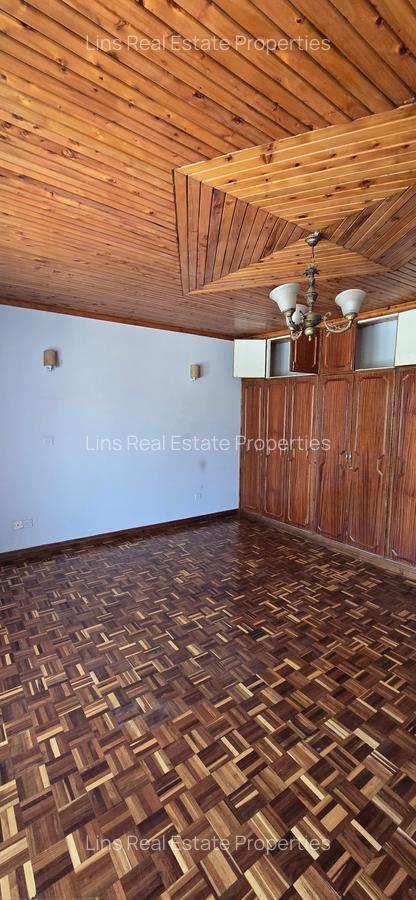 4 Bed Townhouse with En Suite in Westlands Area - 12