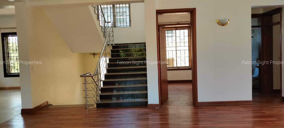 5 Bed Townhouse with Swimming Pool at Easy Access To Peponi Road And Few Minutes Drive To Gigiri - 7