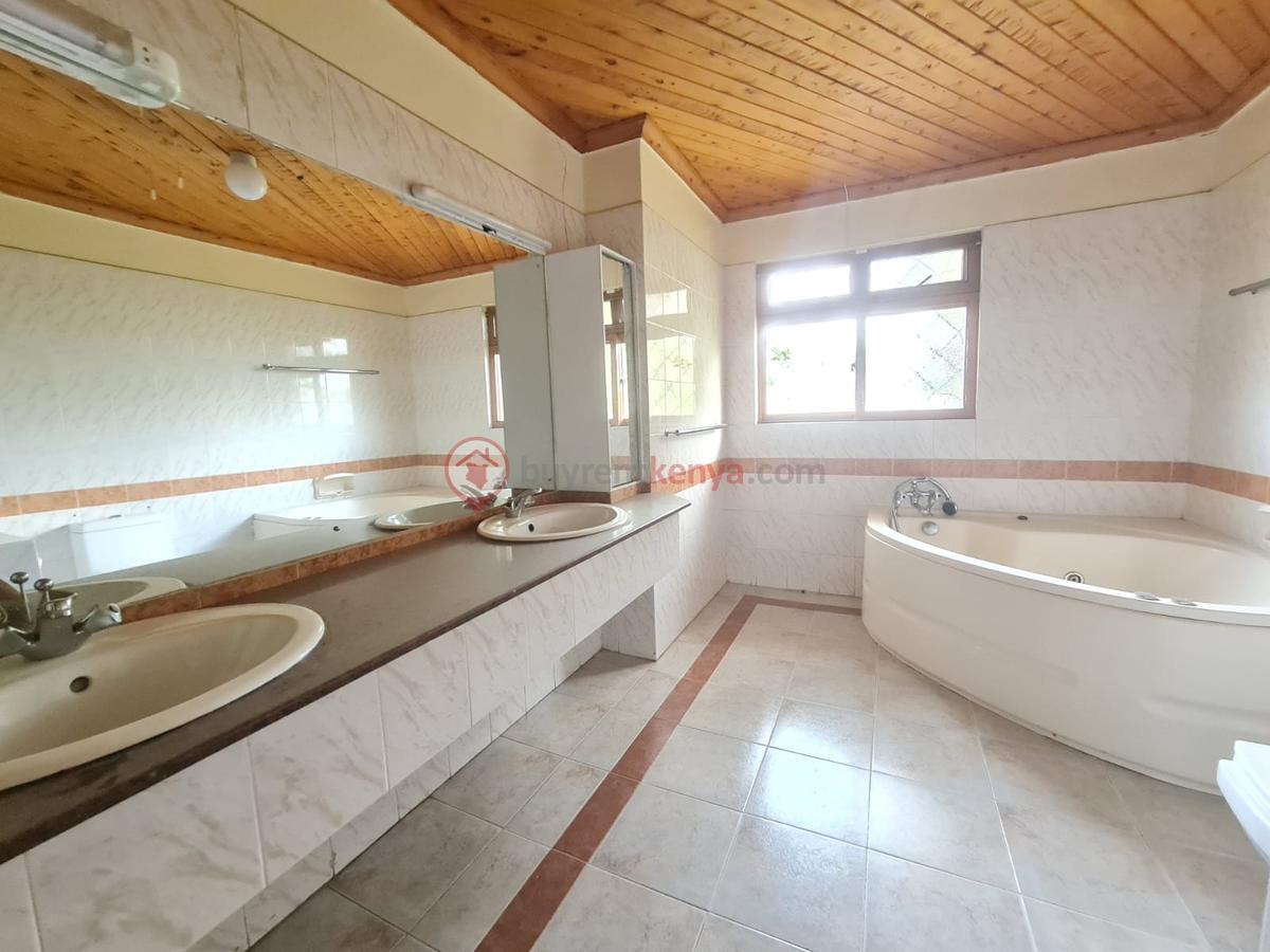 6 Bed Townhouse with En Suite at Grevillea Groove - 11