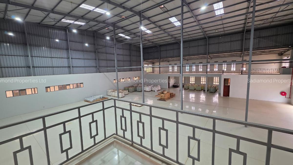 15,000 ft² Warehouse with Backup Generator in Tatu City - 4
