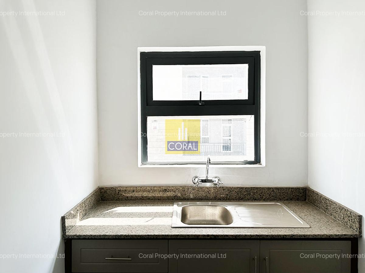 Warehouse with Parking in Embakasi - 15