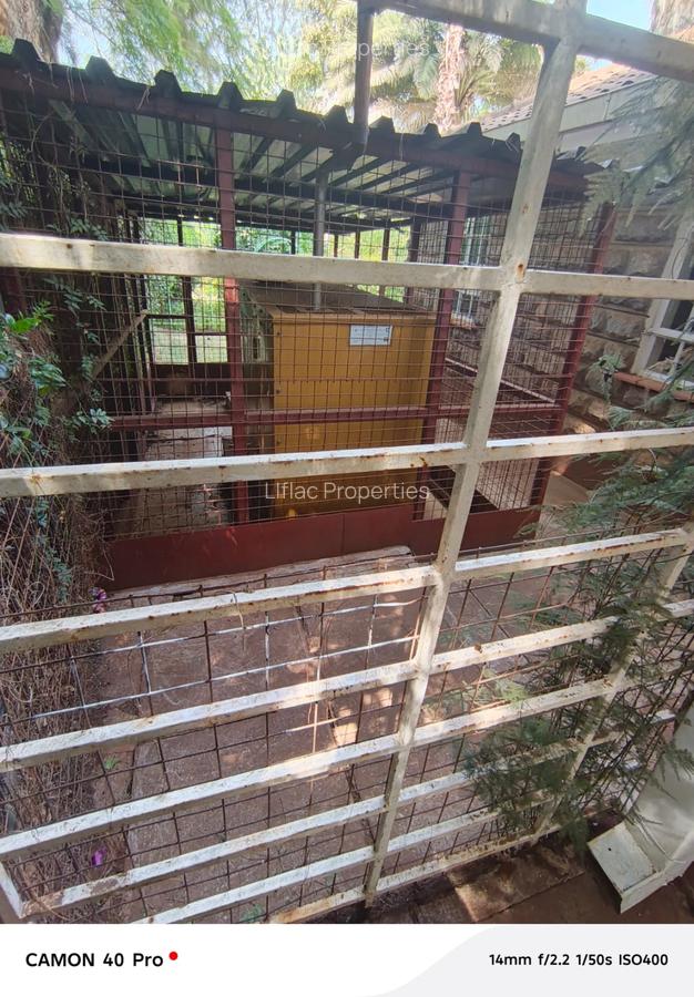 4 Bed House with En Suite in Gigiri - 19