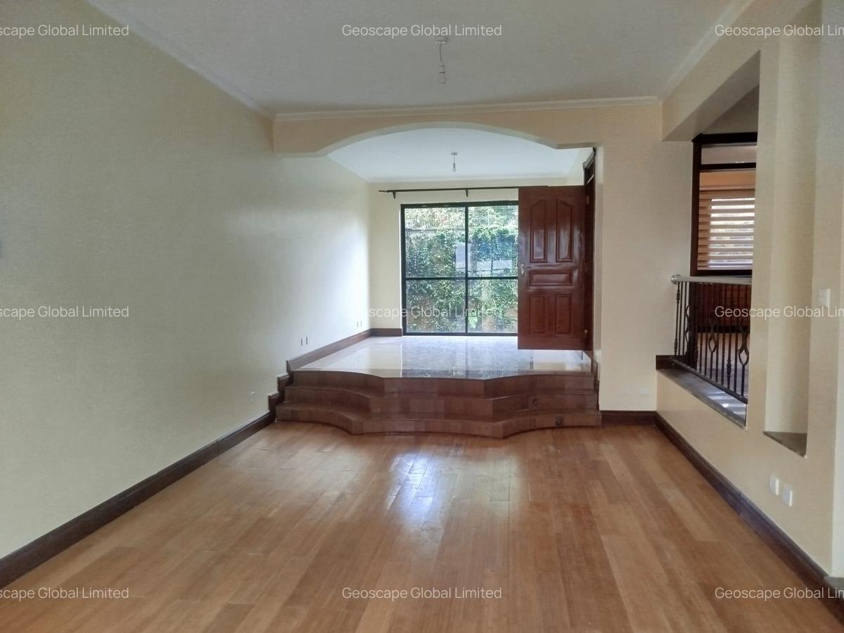 5 Bed House with En Suite in Kyuna - 15