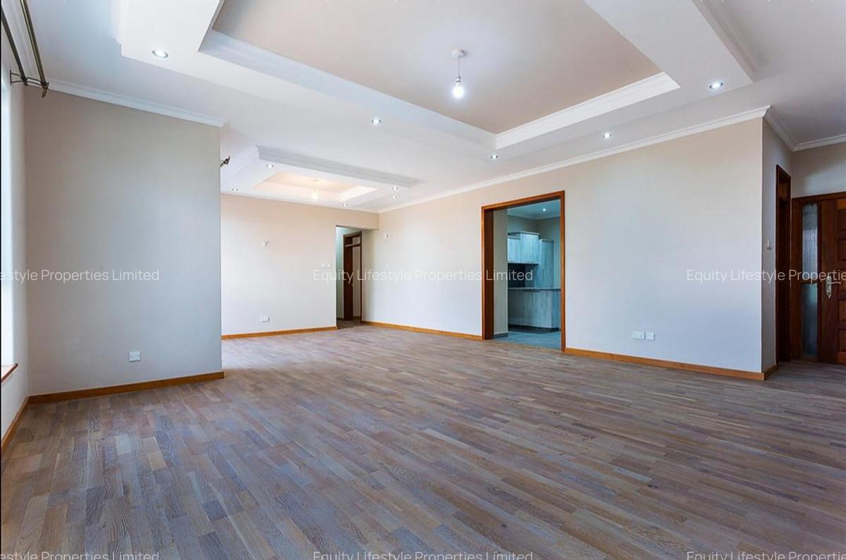 Serviced 3 Bed Apartment with En Suite in Riverside - 3